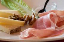 Taste Perugia Food Tour Led by Local