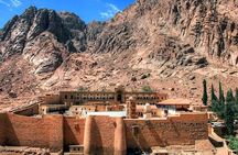 Private Tour to Saint Catherine Monastery , and Colored Canyon by Jeep