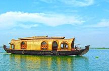Private Kerala Backwater Houseboat Day Cruise with Lunch from Cochin