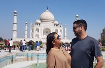 Skip-the-Line : Taj Mahal with Mausoleum Tickets with Guided Tour