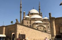 Day Tour to Egyptian Museum, Citadel and Bazzar in Cairo