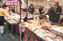 Osaka Castle & Dotonbori Lively One-Day Walking Tour