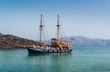 Santorini Volcano and Hot Springs Cruise Tour from Fira Old Port