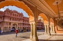 Overnight Private Tour to the Glamorous Pink City of Jaipur 