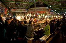 Seoul Night Tour (Gwangjang Market, Royal Palace and Naksan Park)