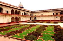 2-Day Tour to Taj Mahal and Agra from Chennai with Both Side Commercial Flights