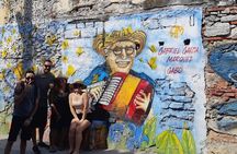 Gabriel García Márquez Literature Tour in Cartagena De Indias and snacks.