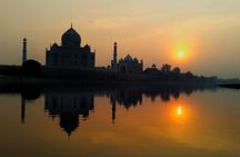 Sunrise Tour of Taj Mahal with Agra Fort and Baby Taj