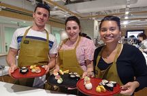 Tokyo Tsukiji Outer Fish Market Tour and Sushi Cooking Lesson 