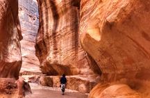 2 Days Petra & Wadi Rum Tour from and to Amman