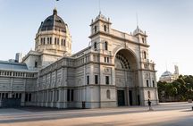 Small-Group Melbourne Sightseeing Tour with Beach Boxes