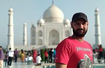 Same day tour with private car Delhi to Agra