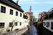 Český Krumlov Day Trip from Prague with Castle Tour