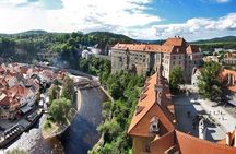 Cesky Krumlov Day Trip from Prague to Vilshofen