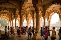 Taj Mahal & Agra Fort: Private Sunrise Tour from Delhi