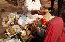 Explore the Beauty of Old Delhi & the Spice Market!
