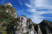 Hiking Tour Jiankou to Mutainyu with English Driver Service