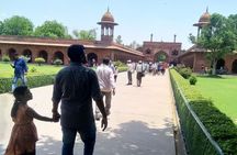 All Inclusive Day Trip to Taj Mahal, Agra Fort from Delhi by Car