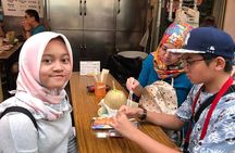 Vegetarian and Muslim Friendly Private Tour of Osaka