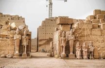 A private day trip to Luxor from marsa alam with a Specialized Egyptologist