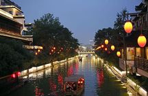 Nanjing By Night: Qinghuai River Cruise with Authentic Dining Experience