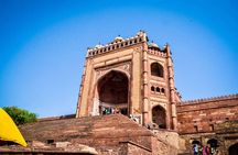 From Agra: Private Fatehpur Sikri Tour sightseeing All Inclusive