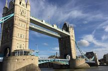Private Walking Tour of London with licensed guide with central Hotel Pick Up