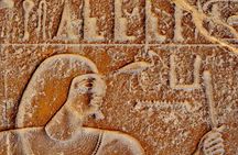 Cairo Layover Tour to Pyramids & Sphinx from Cairo Airport