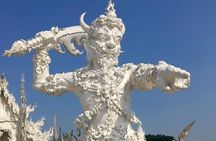 CHIANG MAI-CHIANG RAI: White+Blue Temple+Baan Dam+Golden Triangle