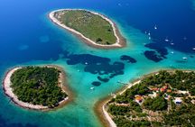 Half-Day Private Boat Tour to Blue Lagoon, Trogir & Shipwreck Bay
