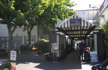 Vancouver City Finest plus Mountain Adventure (Full day Private Tour)