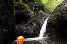 Beginner canyoning trip in Bali "Egar canyon "