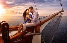 Couples Night, Romantic Sunset in Lagoon Nichupte & Live Music from Cancun