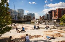 Private Tour Guide Hamburg with a Local: Kickstart your Trip, Personalized 