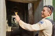 1-D tour: Angkor Wat, Banteay Srei, Ta Prohm & Angkor Thom.