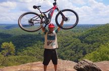 Blue Labyrinth PRIVATE Tour: Sydney Blue Mountains by E-Bike 