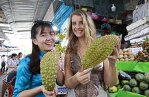 PRIVATE Walking STREET FOOD with GIRLPOWER locals