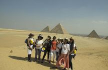 Giza Pyramids layover tour