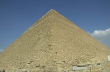 Giza Pyramids layover tour