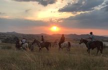 Sunset Horsebackriding-Tour through the Valleys of Cappadocia