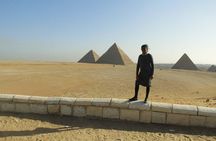 Giza pyramids and Egyptian museum Stopover tour