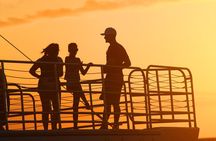 Deluxe Na Pali Sunset Tour on the Lucky Lady