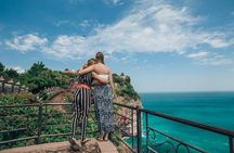 Uluwatu Sunset, Kecak Dance, and Dinner Jimbaran Beach