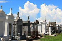 "Henley's Private Tours" --Reviewers say "Best NOLA Private Tour"