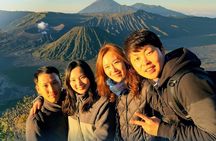 Bromo Sunrise Tour & Tumpak Sewu Waterfall