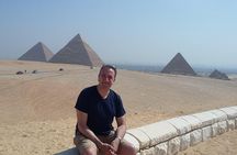 All Inclusive Half-Day Private Tour to Giza Pyramids and Sphinx including Lunch 