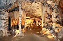 Wonder caves with Sterkfontein Caves 