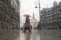 Photography and walking tour in 8th District, Budapest 