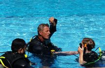 Scuba diving lesson for beginners (1 hour )