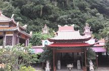 Da Nang half day tour of Marble mountains, traditional sites and the war museum